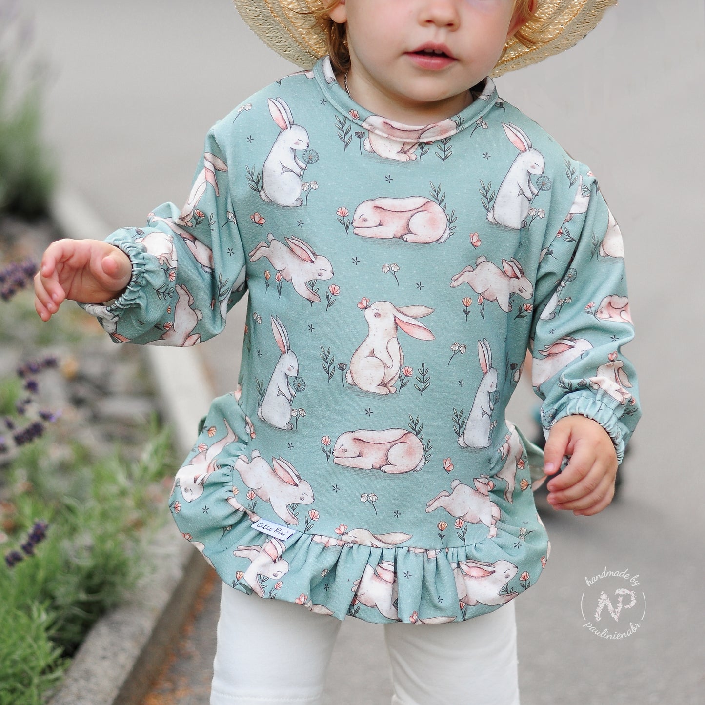 Blumiger Hase