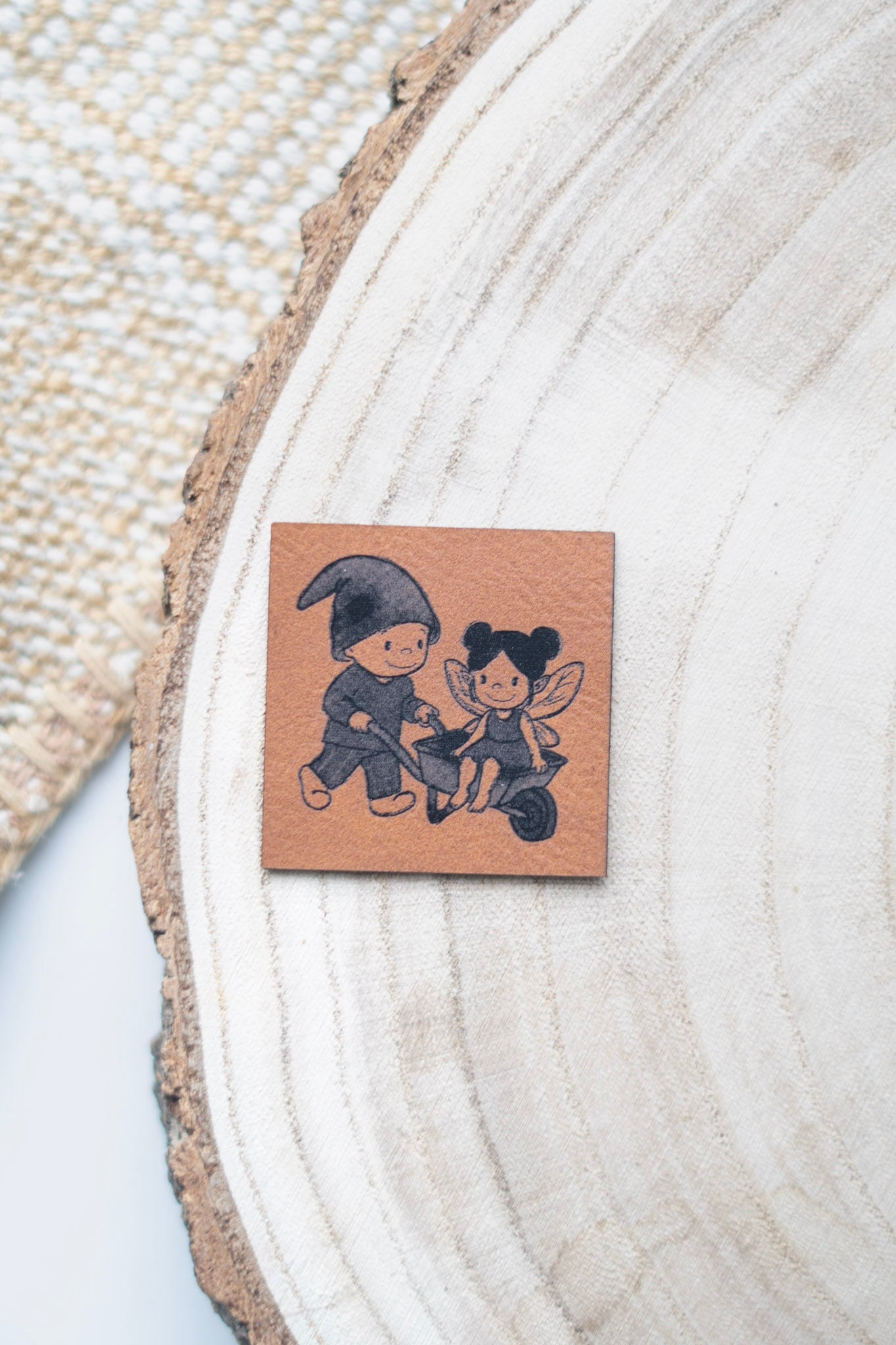 Kunstlederlabel - Wichtel