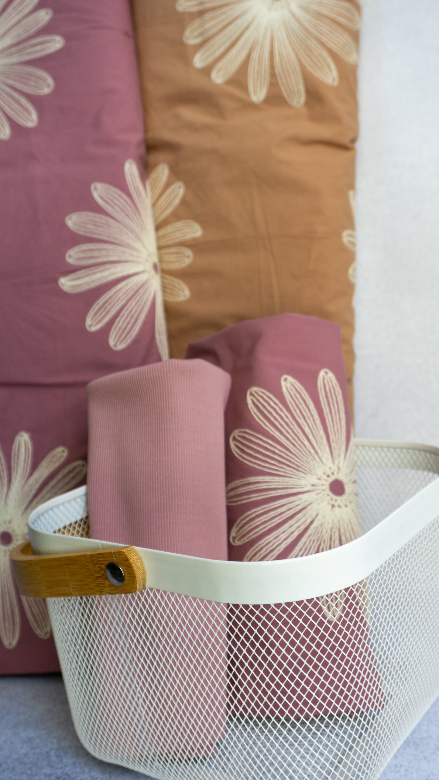 Webware Big Flowers - Gestickt